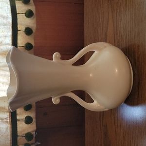 Rumrill off white vase